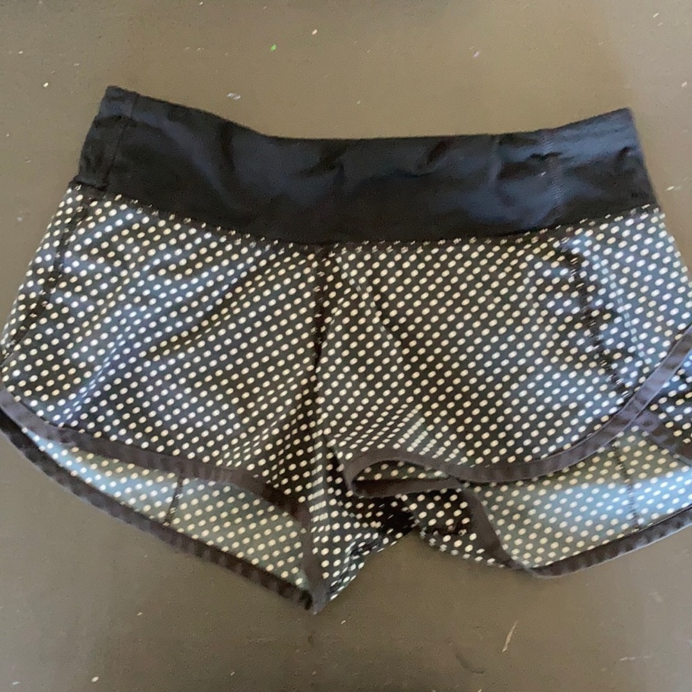 Lululemon Speed Up Shorts 2.5 inseam